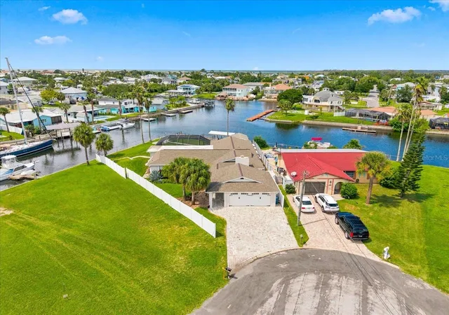 Photo 1 of Single family home for sale at 4087 Gulf Coast Dr, Hernando Beach, FL 34607 | MLS# W7889551 | Listing updated on 2026-09-19