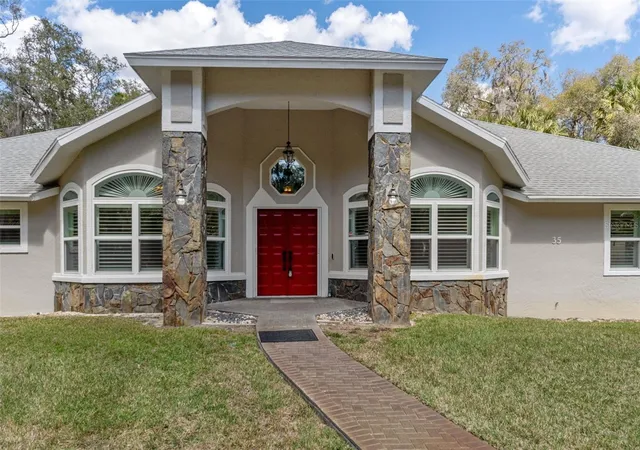 Photo 4 of Single family home for sale at 35 Captains Cvs Rd, Inglis, FL 34449 | MLS# TB8548890 | Listing updated on 2026-10-01