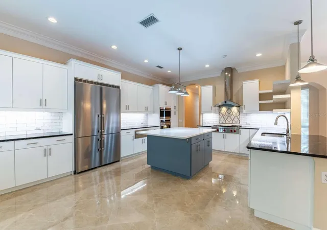 Photo 4 of Single family home for sale at 6914 Stanhope Pl, University Park, FL 34201 | MLS# TB8548894 | Listing updated on 2026-09-17