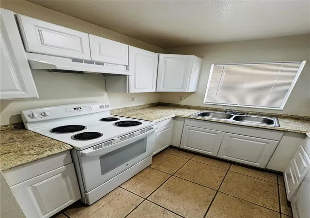 Photo 4 of Single family home for sale at 767 Palmera St, Orlando, FL 32811 | MLS# V4951302 | Listing updated on 2026-09-16