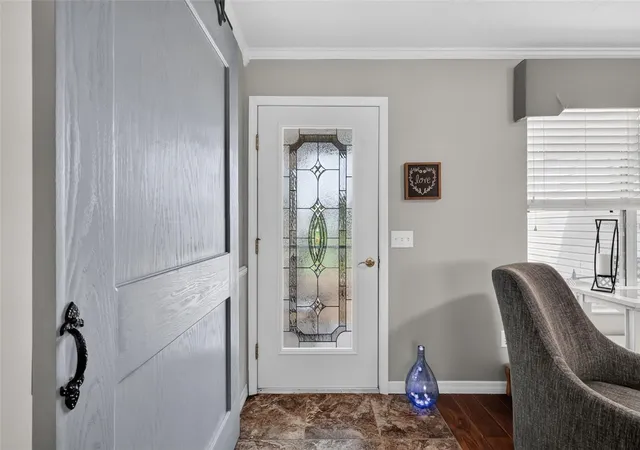 Photo 3 of Sale Pending at 2024 Cipriano Pl, Lady Lake, FL 32159 | MLS# G5117833 | Listing updated on 2026-09-21