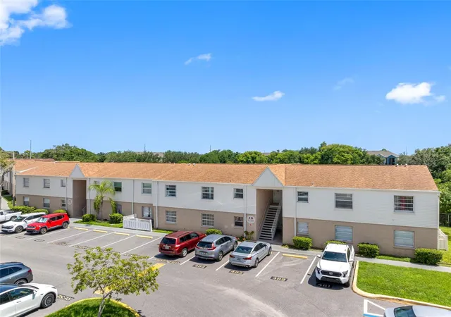 Photo 1 of Condo for sale at 7210 N Manhattan Ave #1813, Tampa, FL 33614 | MLS# TB8548901 | Listing updated on 2026-10-04
