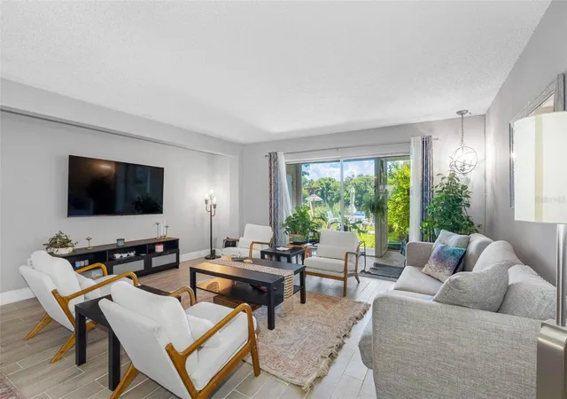 Photo 3 of Condo for sale at 7210 N Manhattan Ave #1813, Tampa, FL 33614 | MLS# TB8548901 | Listing updated on 2026-10-04