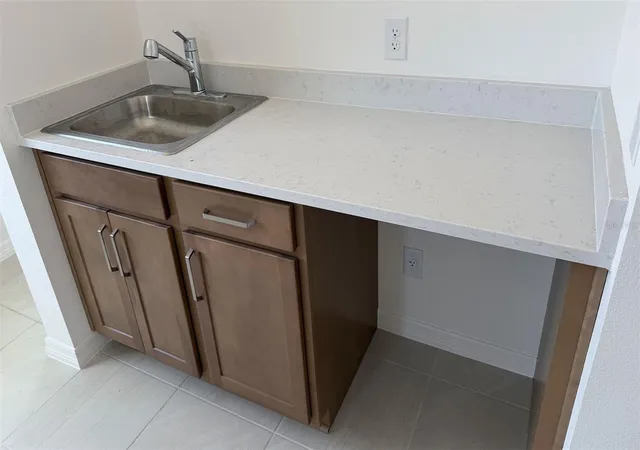 Photo 2 of Single family home for sale at 736 Farfields St, Deland, FL 32724 | MLS# O6442029 | Listing updated on 2026-10-04