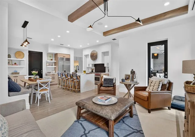Photo 4 of Single family home for sale at 662 Granville Dr, Winter Park, FL 32789 | MLS# O6442030 | Listing updated on 2026-09-19