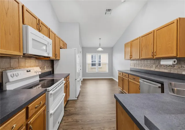 Photo 3 of Sale Pending at 329 Brightview Dr, Lake Mary, FL 32746 | MLS# O6442036 | Listing updated on 2026-10-05