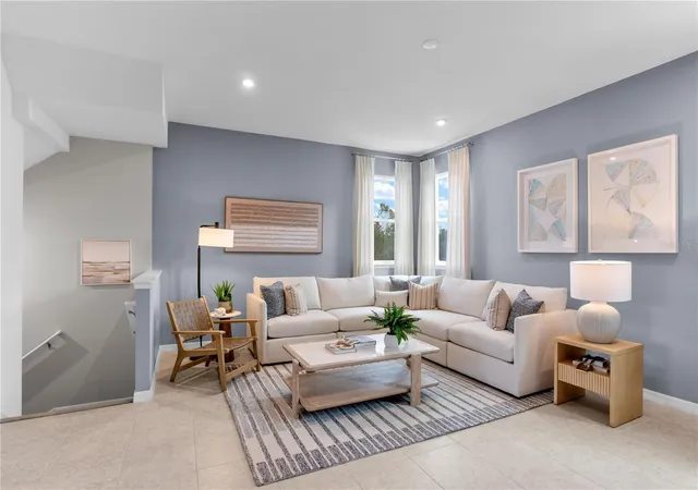 Photo 4 of Townhouse for sale at 12721 Avalon Lake Dr, Orlando, FL 32828 | MLS# O6442038 | Listing updated on 2026-09-22
