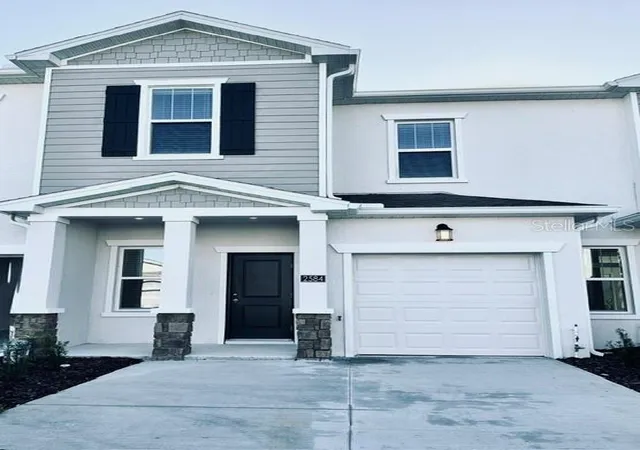 Townhouse for sale at 2584 Runners Cir, CLERMONT, FL 34714 | MLS# S5157637