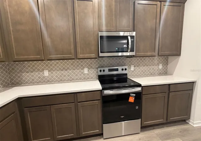 Photo 3 of Single family home for sale at 692 Birdswill Ln, Deland, FL 32724 | MLS# O6442043 | Listing updated on 2026-10-04