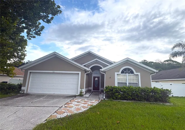 Photo 1 of Single family home for sale at 401 Fieldstream W Blvd, Orlando, FL 32825 | MLS# O6442047 | Listing updated on 2026-09-16