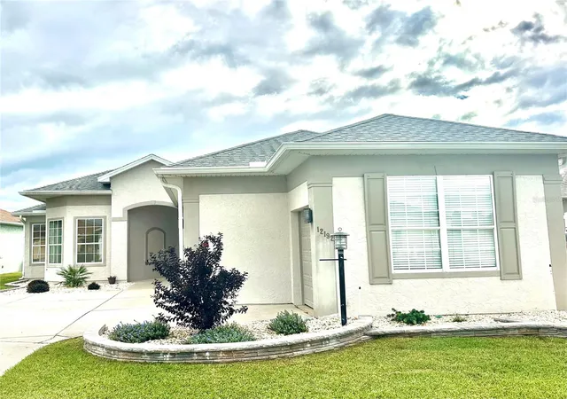 Photo 3 of Single family home for sale at 12192 SE 178th Street, Summerfield, FL 34491 | MLS# G5117836 | Listing updated on 2026-09-27