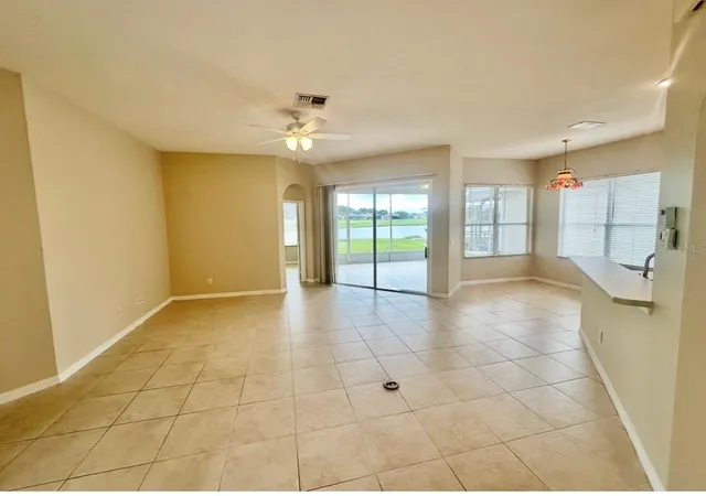 Photo 4 of Single family home for sale at 12192 SE 178th Street, Summerfield, FL 34491 | MLS# G5117836 | Listing updated on 2026-09-27