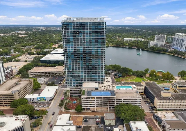 Condo for sale at 150 E Robinson St #3105, ORLANDO, FL 32801 | MLS# O6442053