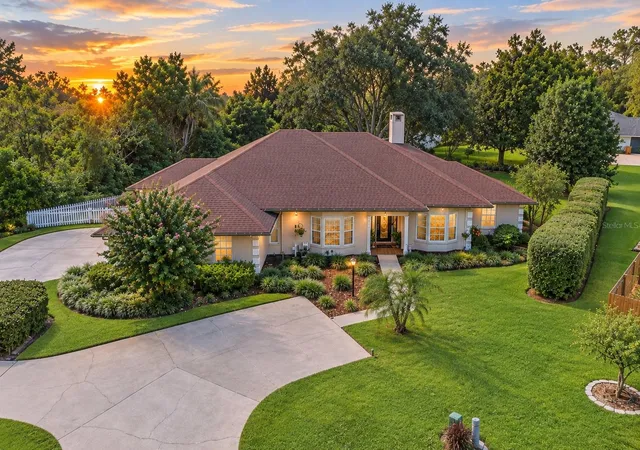 Photo 1 of Single family home for sale at 8732 Spring Ct, Leesburg, FL 34788 | MLS# G5117837 | Listing updated on 2026-10-06