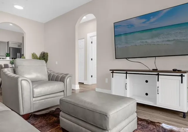 Listing Photo 5 - Condo for sale in building located at 8103 Coconut Palm Wy, Kissimmee, FL 34747 - Unit #103