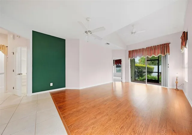Photo 4 of Townhouse for sale at 10647 Whittington Ct, Largo, FL 33773 | MLS# TB8548916 | Listing updated on 2026-10-08