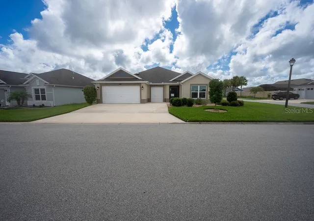Photo 2 of Single family home for sale at 1364 Francesca Pl, The Villages, FL 32163 | MLS# TB8548919 | Listing updated on 2026-09-27