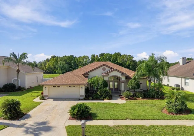 Photo 1 of Single family home for sale at 1301 Fox Chapel Dr, Lutz, FL 33549 | MLS# TB8548922 | Listing updated on 2026-09-19