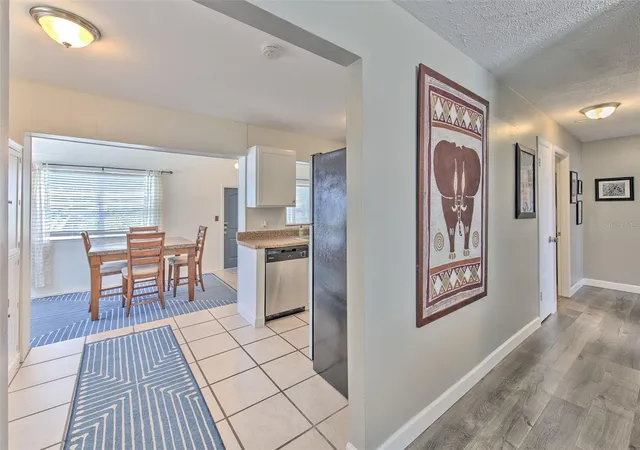 Photo 4 of Single family home for sale at 4502 W Pearl Ave, Tampa, FL 33611 | MLS# TB8548928 | Listing updated on 2026-09-19