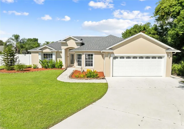 Single family home for sale at 4200 Cracker Ct, Saint Cloud, FL 34772 | MLS# O6442070
