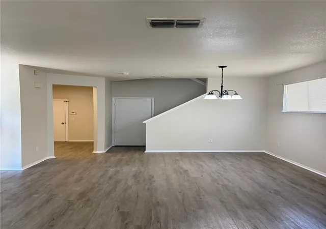 Photo 3 of Townhouse for sale at 4005 Palmetto Palm Ct, Tampa, FL 33624 | MLS# TB8548929 | Listing updated on 2026-09-21