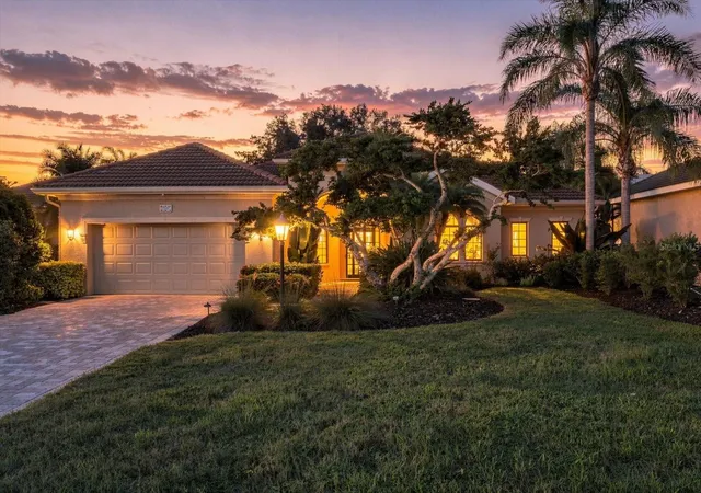 Photo 1 of Single family home for sale at 7047 Vilamoura Pl, Lakewood Ranch, FL 34202 | MLS# A4706218 | Listing updated on 2026-10-20