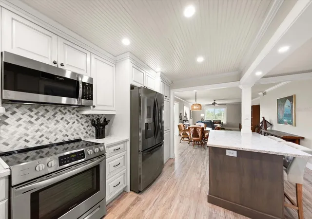 Photo 3 of Condo for sale at 155 Blf View Dr #209, Belleair Bluffs, FL 33770 | MLS# TB8548933 | Listing updated on 2026-10-03