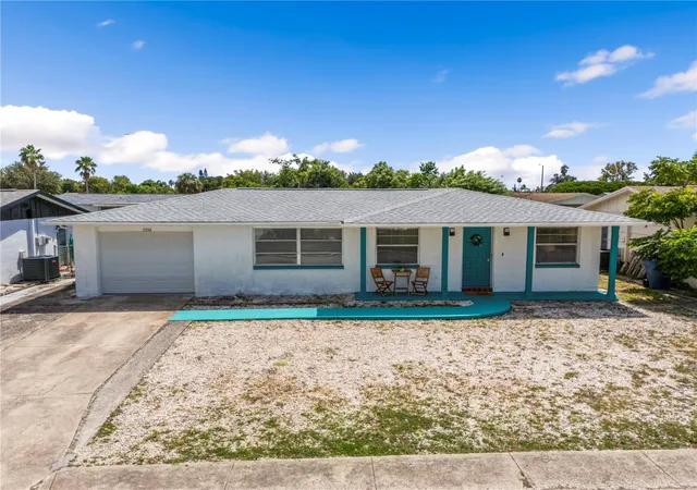 Photo 3 of Single family home for sale at 3352 Hoover Dr, Holiday, FL 34691 | MLS# TB8548934 | Listing updated on 2026-10-09