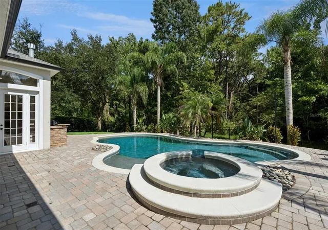 Photo 3 of Single family home for sale at 2324 Foliage Oak Ter, Oviedo, FL 32766 | MLS# O6442082 | Listing updated on 2026-10-05
