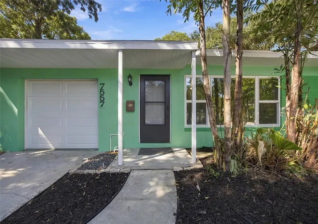 Photo 3 of Single family home for sale at 7557 N 18th Avenue, Saint Petersburg, FL 33710 | MLS# TB8548936 | Listing updated on 2026-09-19