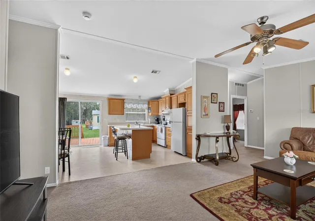 Photo 4 of Manufactured home for sale at 13550 Highway 40 E, Dunnellon, FL 34431 | MLS# OM732328 | Listing updated on 2026-09-22