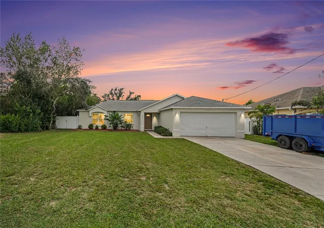 Photo 1 of Single family home for sale at 12450 Curry Dr, Spring Hill, FL 34609 | MLS# TB8548943 | Listing updated on 2026-09-19