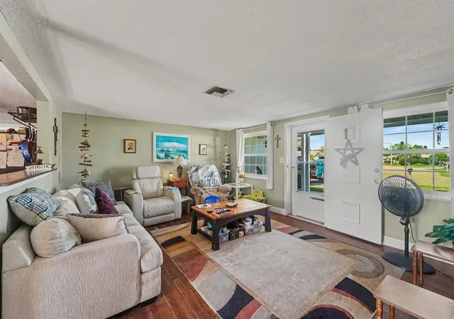 Photo 4 of Single family home for sale at 10214 Holly Dr, Port Richey, FL 34668 | MLS# TB8548946 | Listing updated on 2026-09-30