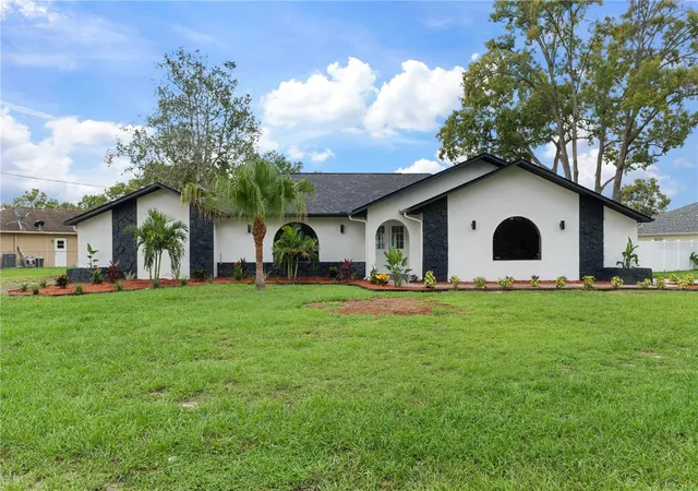 Photo 1 of Single family home for sale at 10380 Lafoy Rd, Spring Hill, FL 34608 | MLS# W7889556 | Listing updated on 2026-09-17