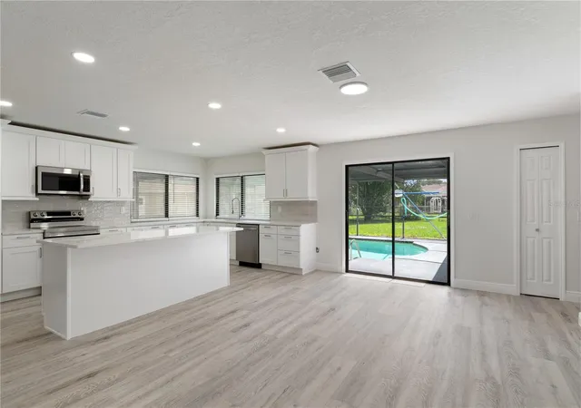Photo 3 of Single family home for sale at 10380 Lafoy Rd, Spring Hill, FL 34608 | MLS# W7889556 | Listing updated on 2026-09-17