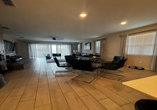 Photo 3 of Single family home for sale at 862 Ballantyne Dr, Lake Wales, FL 33898 | MLS# P4939898 | Listing updated on 2026-09-18