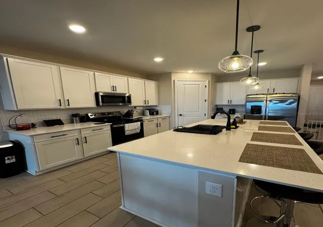 Photo 4 of Single family home for sale at 862 Ballantyne Dr, Lake Wales, FL 33898 | MLS# P4939898 | Listing updated on 2026-09-18