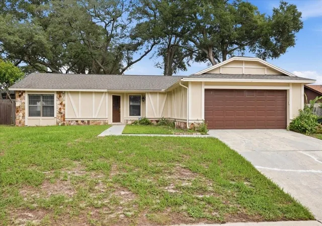 Photo 2 of Single family home for sale at 5045 Catspaw Ct, Orlando, FL 32808 | MLS# O6442114 | Listing updated on 2026-09-16