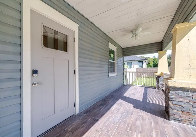 Photo 3 of Single family home for sale at 2000 N 32nd Street, Tampa, FL 33605 | MLS# TB8548961 | Listing updated on 2026-09-29