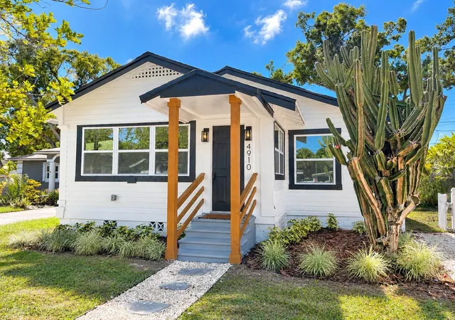 Photo 1 of Single family home for sale at 4910 Rosedale Pl N, Saint Petersburg, FL 33714 | MLS# TB8548965 | Listing updated on 2026-10-17