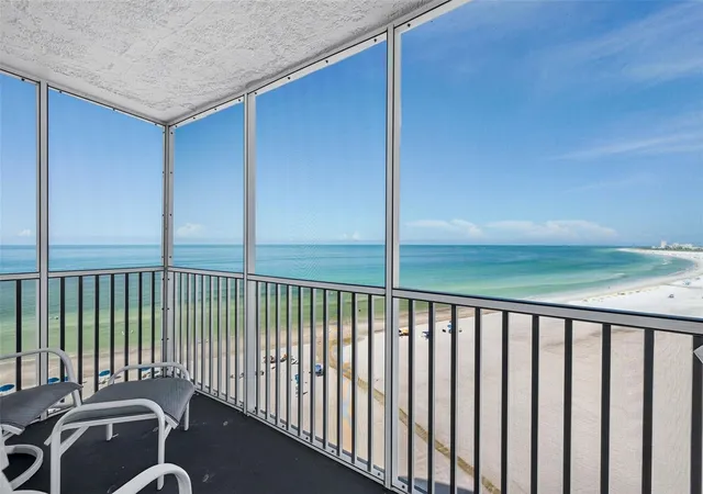 Photo 4 of Condo for sale at 6300 Midnight Pass Rd #1005, Sarasota, FL 34242 | MLS# A4706234 | Listing updated on 2026-10-08
