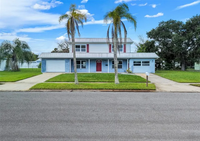 Photo 1 of Single family home for sale at 942 Chace Ln Ne, Palm Bay, FL 32905 | MLS# O6442129 | Listing updated on 2026-10-07