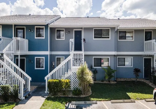 Photo 1 of Condo for sale at 6033 34th Street W #93, Bradenton, FL 34210 | MLS# A4706238 | Listing updated on 2026-09-28
