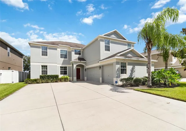 Photo 2 of Single family home for sale at 2932 Youngford St, Orlando, FL 32824 | MLS# O6442132 | Listing updated on 2026-09-21