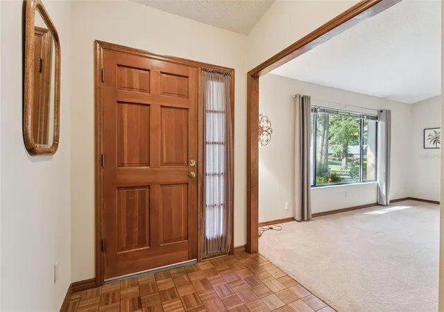 Photo 3 of Single family home for sale at 1903 Lost Pine Ln, Apopka, FL 32712 | MLS# O6442139 | Listing updated on 2026-10-07
