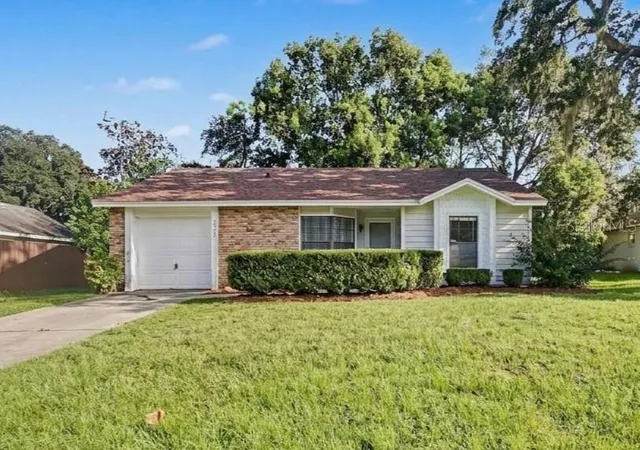 Single family home for sale at 2362 Whitehorse St, DELTONA, FL 32738 | MLS# O6442140