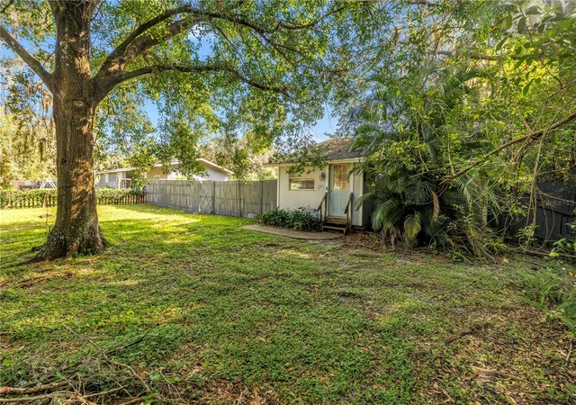Photo 2 of Single family home for sale at 8911 Swaine Rd, Odessa, FL 33556 | MLS# TB8548979 | Listing updated on 2026-09-27