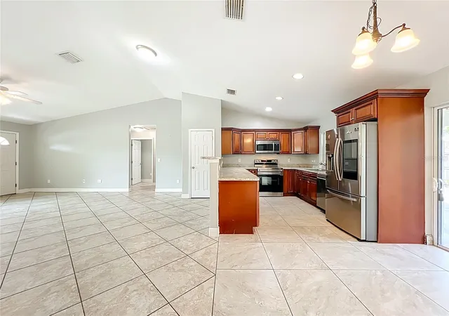 Photo 2 of Single family home for sale at 608 Masters Ave, Wildwood, FL 34785 | MLS# TB8548981 | Listing updated on 2026-09-28