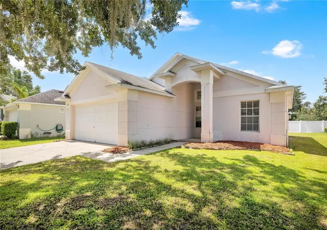 Photo 2 of Single family home for sale at 950 Woodsong Way, Clermont, FL 34714 | MLS# O6442157 | Listing updated on 2026-09-22