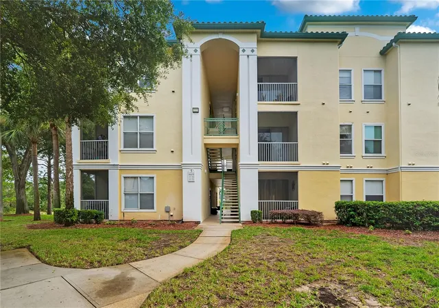 Condo for sale at 8805 Dunes Ct #5-103, KISSIMMEE, FL 34747 | MLS# G5117849